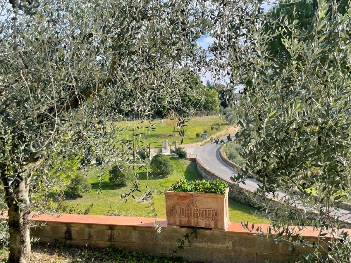 Resort Panoramico Canale Suite - Private Parking - Natural Park Sinalunga Bagian luar foto
